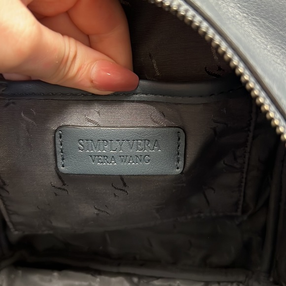 Simply Vera- Vera Wang backpack purse - Picture 3 of 5